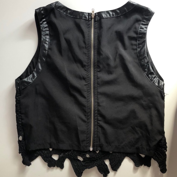 Top - Picture 2 of 2